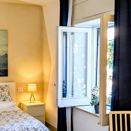 La Dell'arte-museo Neapol